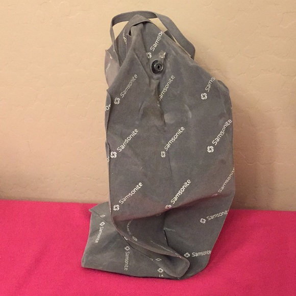 ✈️NEVER USED! Samsonite Inflatable Foot Couch✈️ - Picture 6 of 8